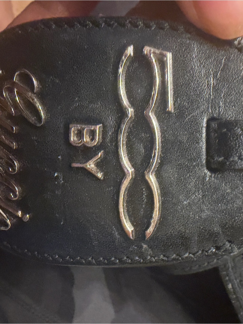 Gucci Black Messenger Bag with Green and Red Stripe - Picture 3 of 7